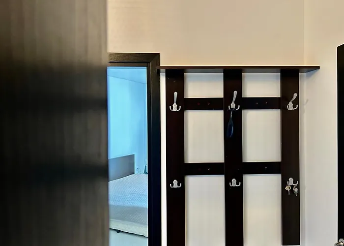 Atlantis & 4 Swimming Pools & & *