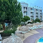 Atlantis & 4 Swimming Pools & & Apartament *