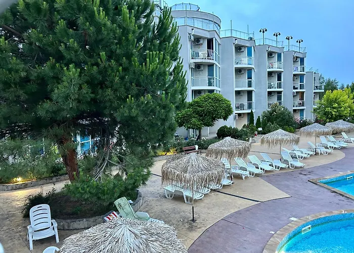 Atlantis & 4 Swimming Pools & & Apartment *