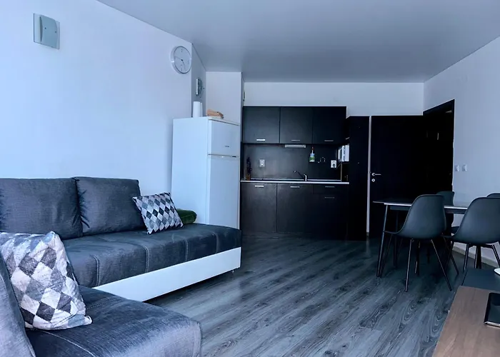 Atlantis & 4 Swimming Pools & & Apartamento Burgas